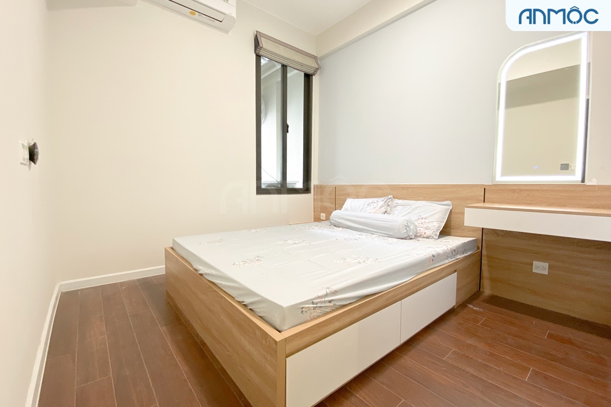 Hoàn thiện thi công nội thất chung cư Picity High Park 43 Giường ngủ được thiết kế đơn giản nhưng chắc chắn, mang lại sự thoải mái và hỗ trợ tốt cho giấc ngủ